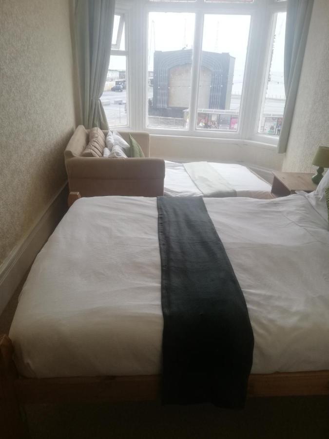 Camelot Seafront Hotel Blackpool Exteriör bild